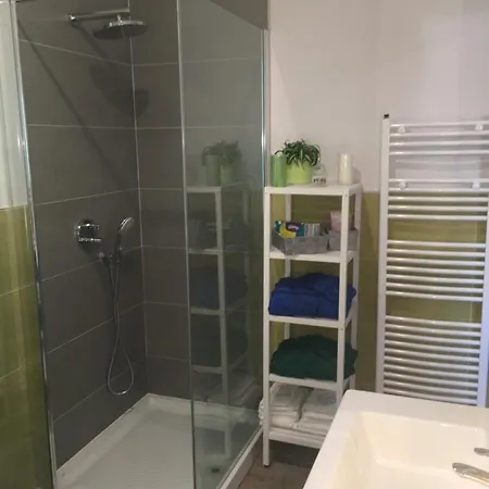 לינה וארוחת בוקר Arcobaleno Longone al Segrino
